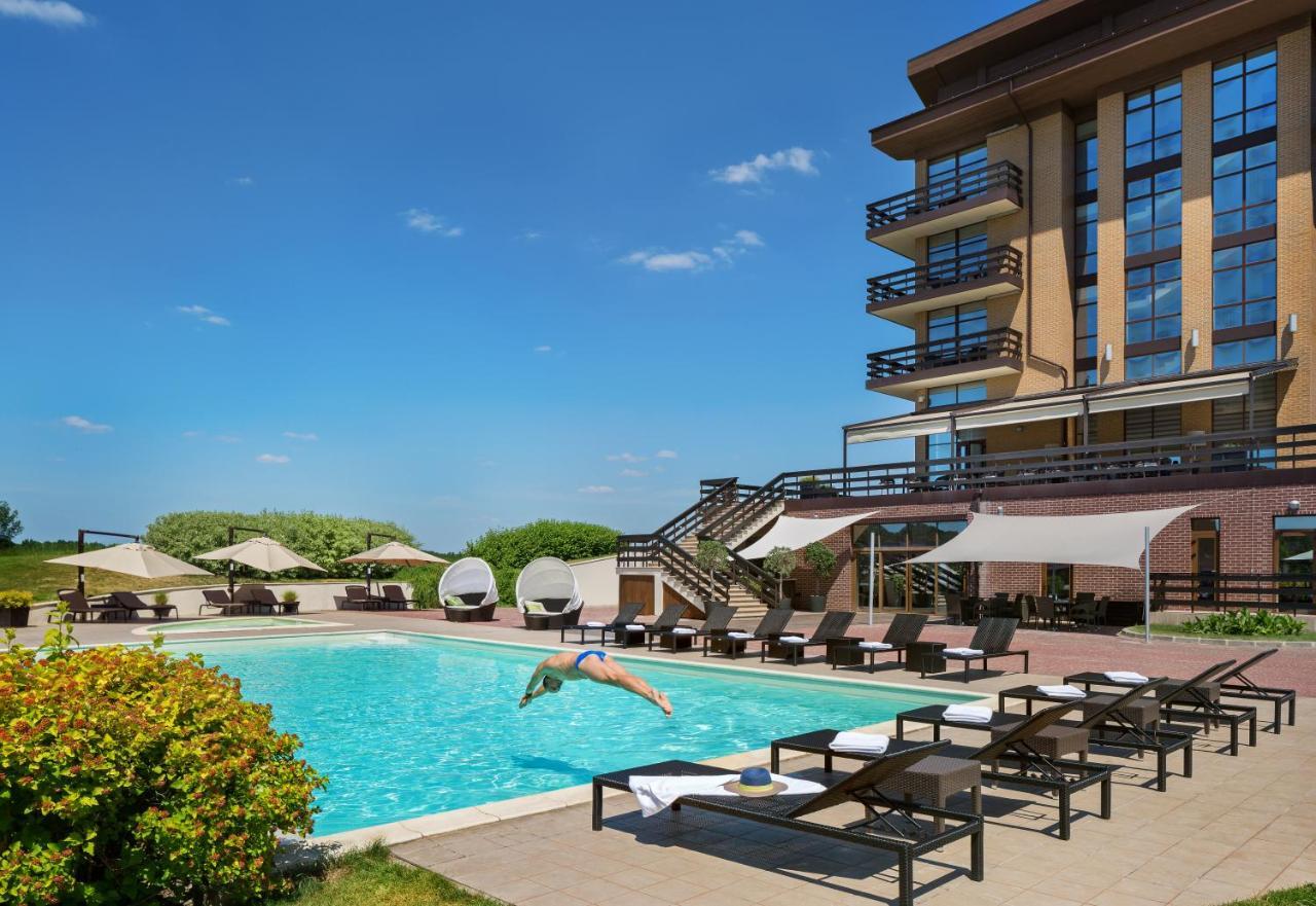 Superior Golf And Spa Resort Charkov Exteriér fotografie