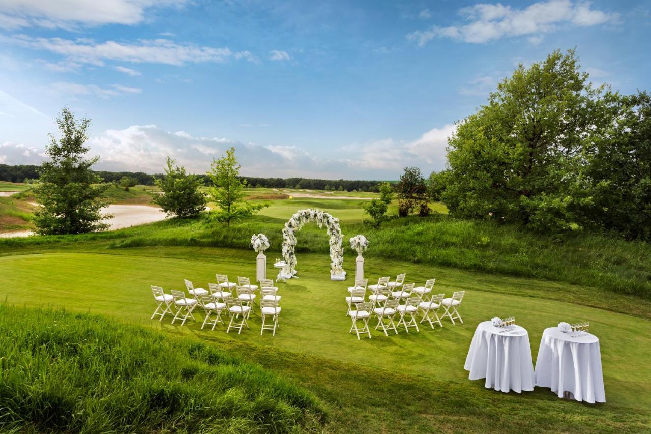 Superior Golf And Spa Resort Charkov Exteriér fotografie